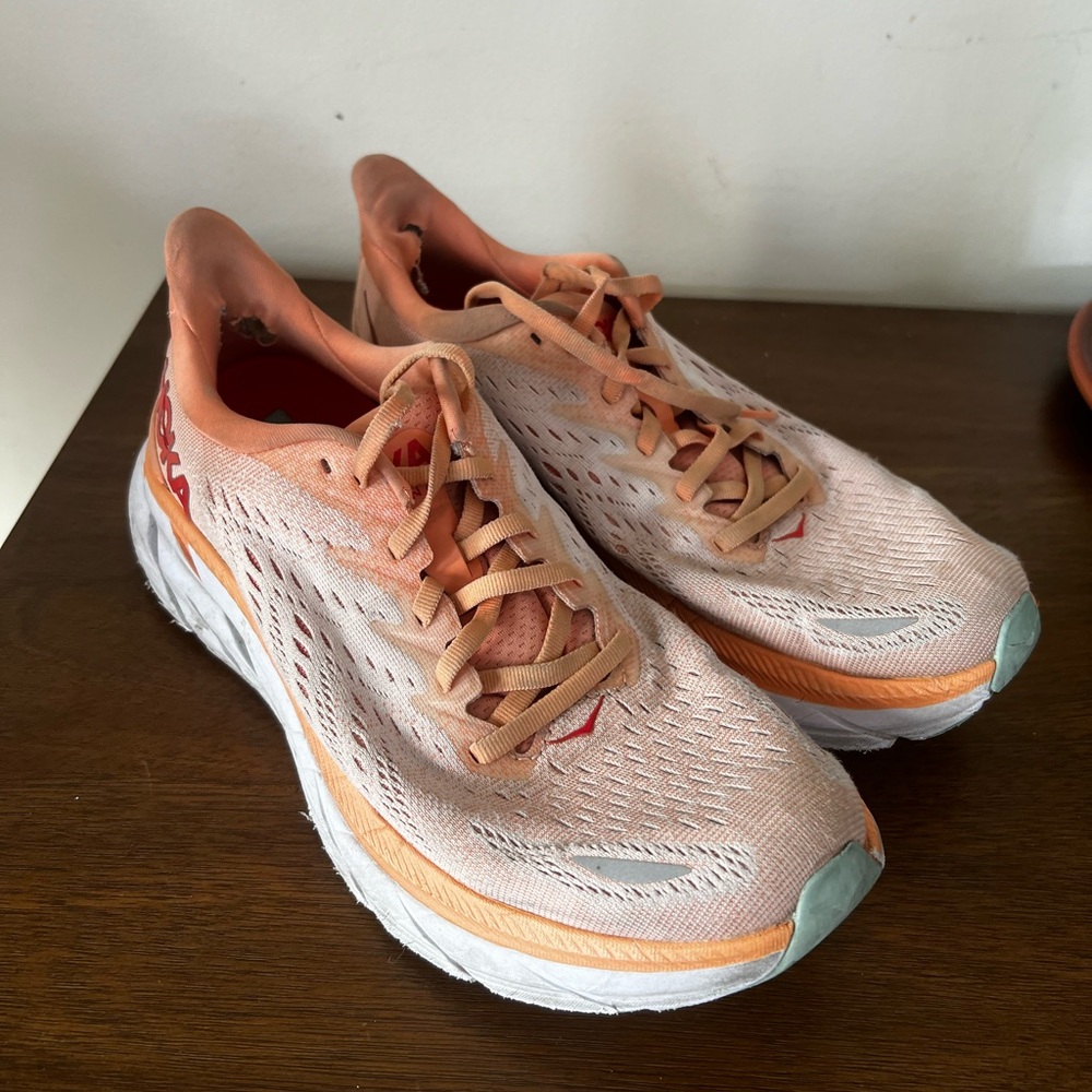 Hoka One One Clifton 8 Running Shoes Cantaloupe Silver Peony Women’s Size 8.5 B